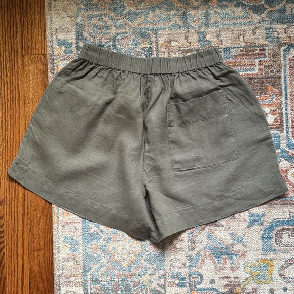 Everlane linen boxer style shorts - Picture 5 of 7